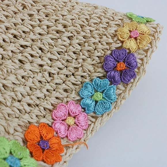 True Love Floppy Straw Sun Hat - Picture 3 of 11